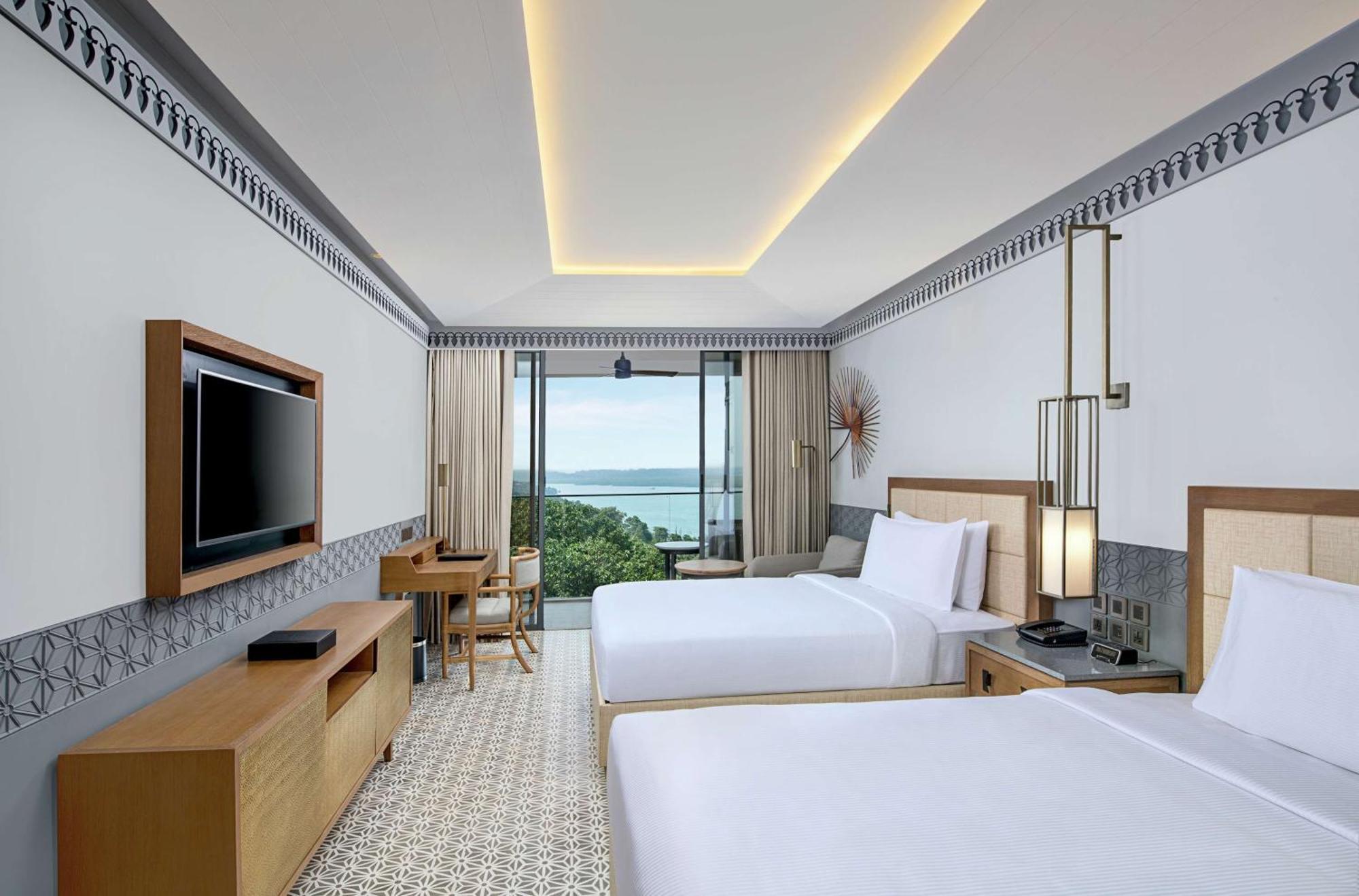 Doubletree By Hilton Goa - Panaji Hotell Exteriör bild