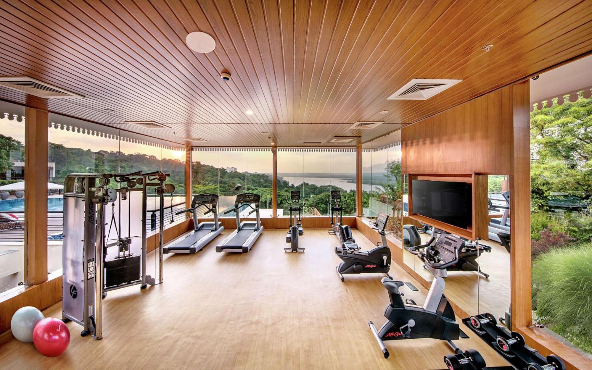 Doubletree By Hilton Goa - Panaji Hotell Exteriör bild